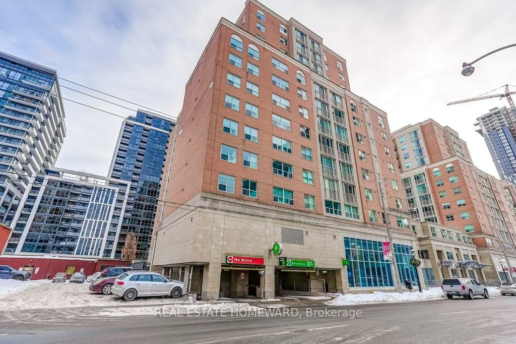 323, Richmond, Moss Park, Toronto