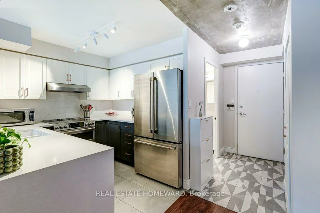 323, Richmond, Moss Park, Toronto