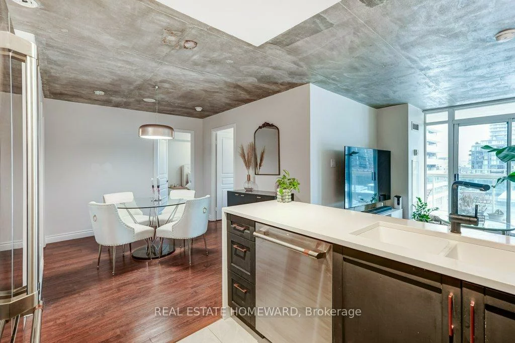 323, Richmond, Moss Park, Toronto