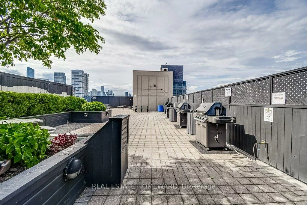 323, Richmond, Moss Park, Toronto