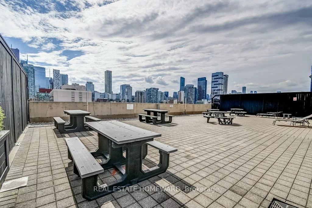 323, Richmond, Moss Park, Toronto