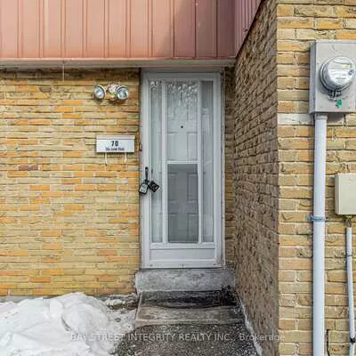 70, Elsa Vine, Bayview Village, Toronto