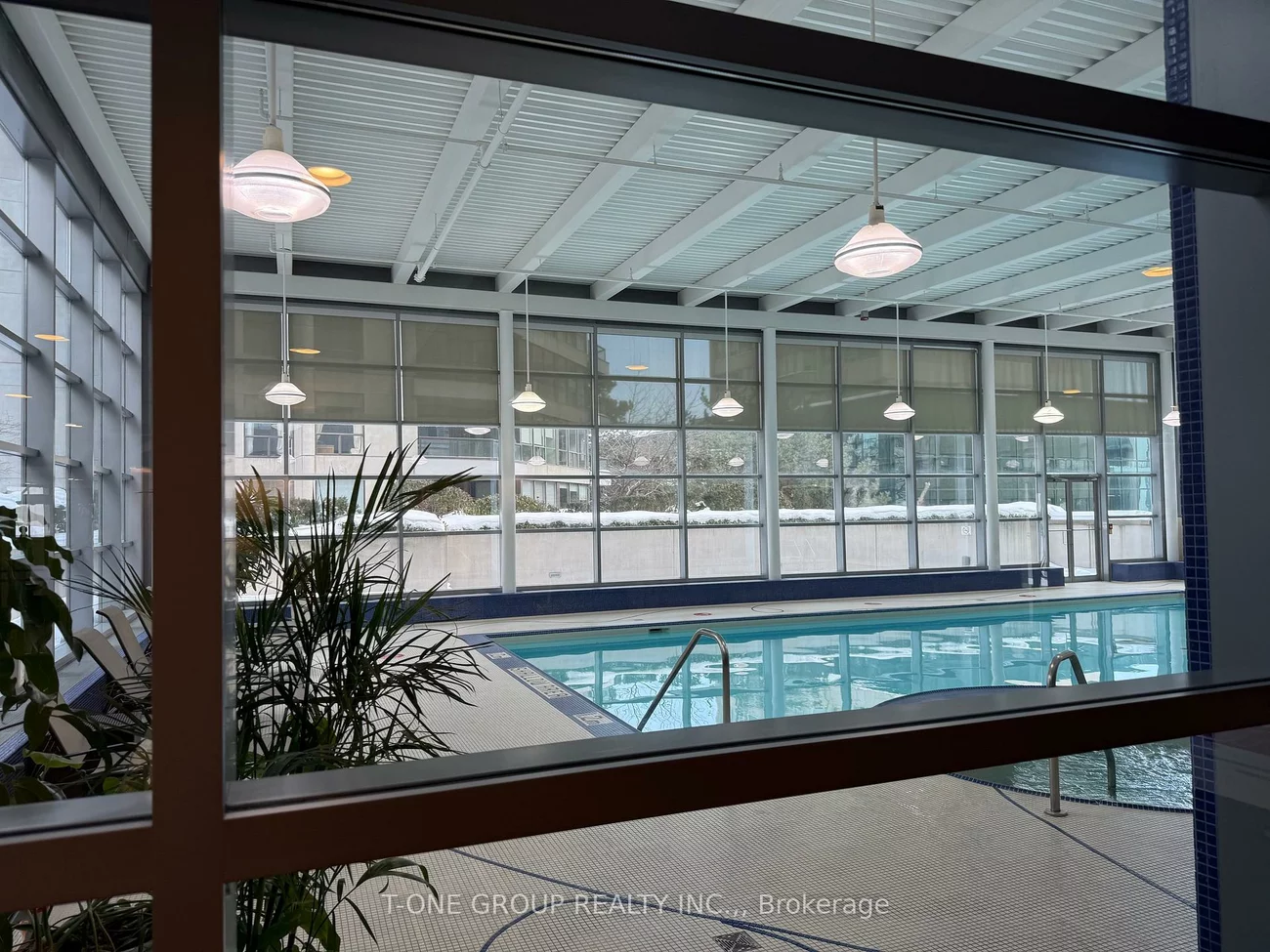 2181, Yonge, Mount Pleasant West, Toronto