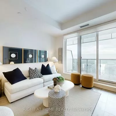 28, Freeland, Waterfront Communities C8, Toronto