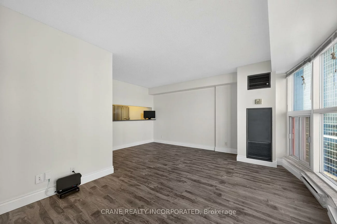 77, Harbour, Waterfront Communities C1, Toronto