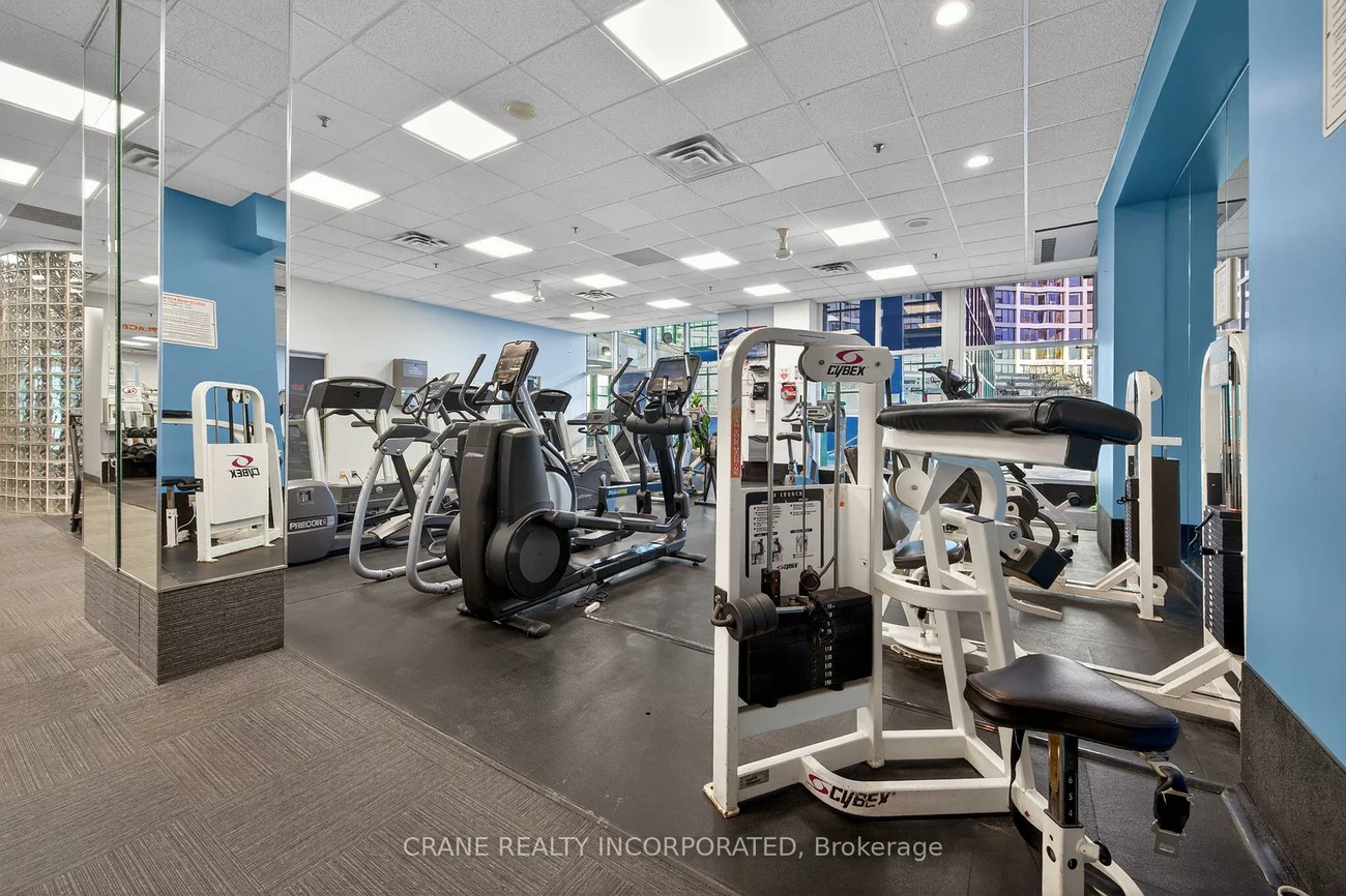 77, Harbour, Waterfront Communities C1, Toronto