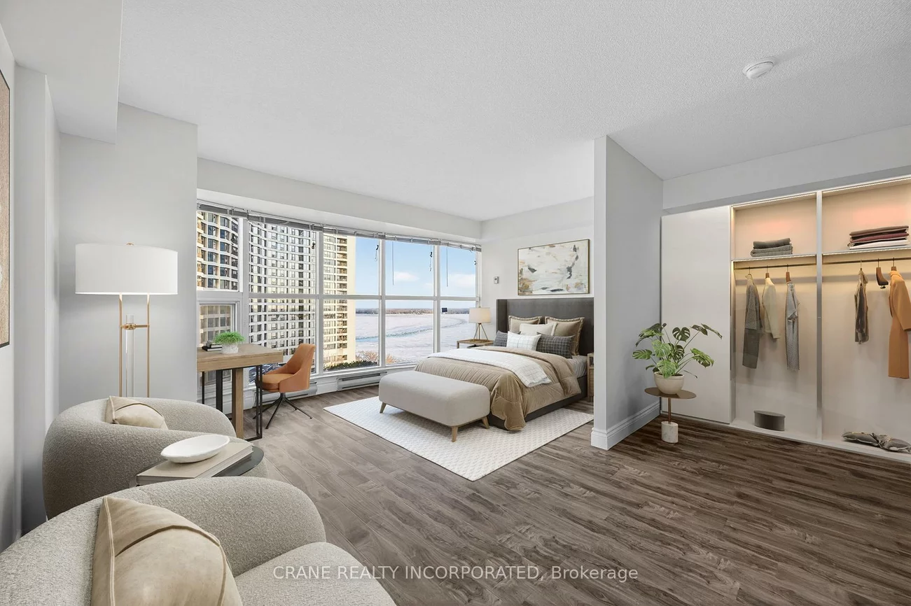 77, Harbour, Waterfront Communities C1, Toronto