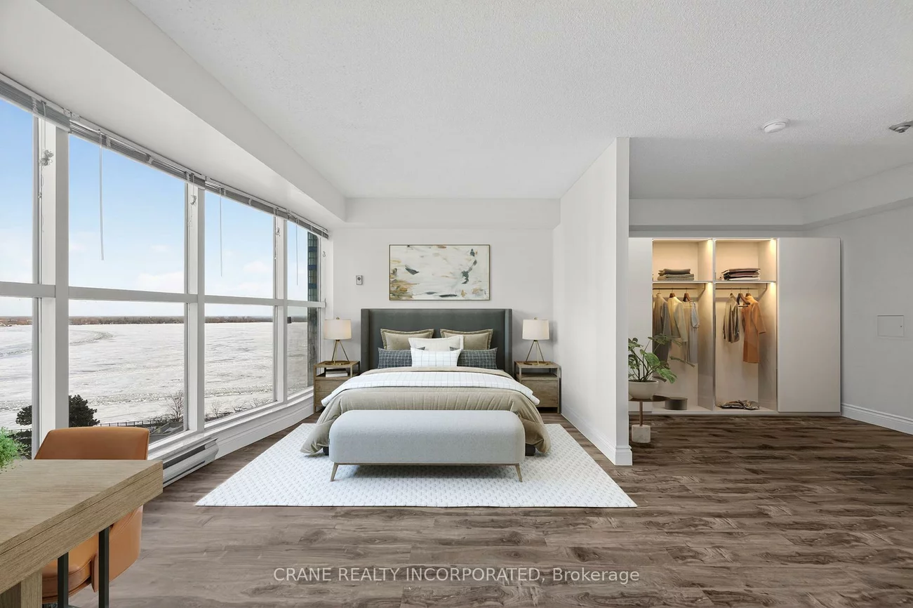 77, Harbour, Waterfront Communities C1, Toronto