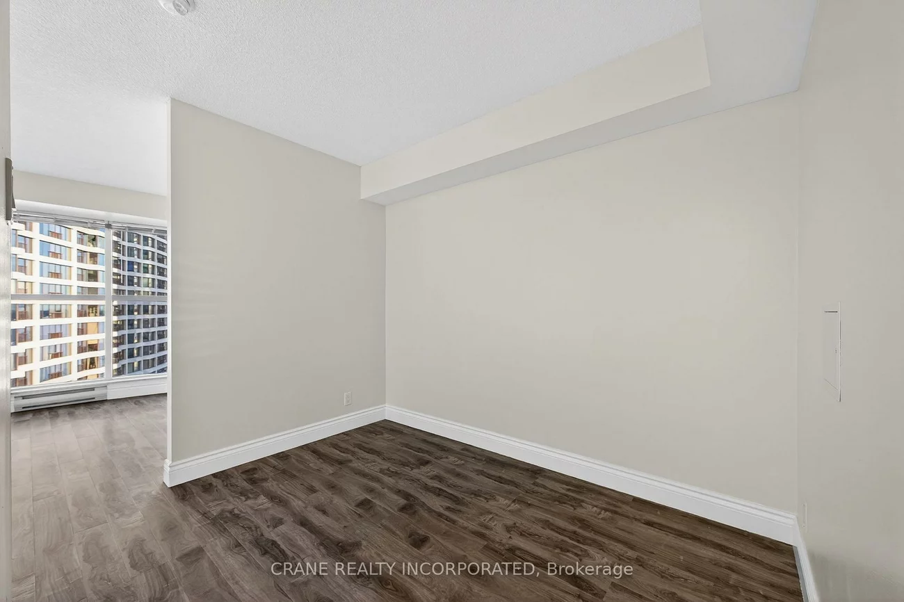 77, Harbour, Waterfront Communities C1, Toronto