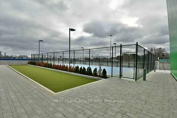 117, McMahon, Bayview Village, Toronto