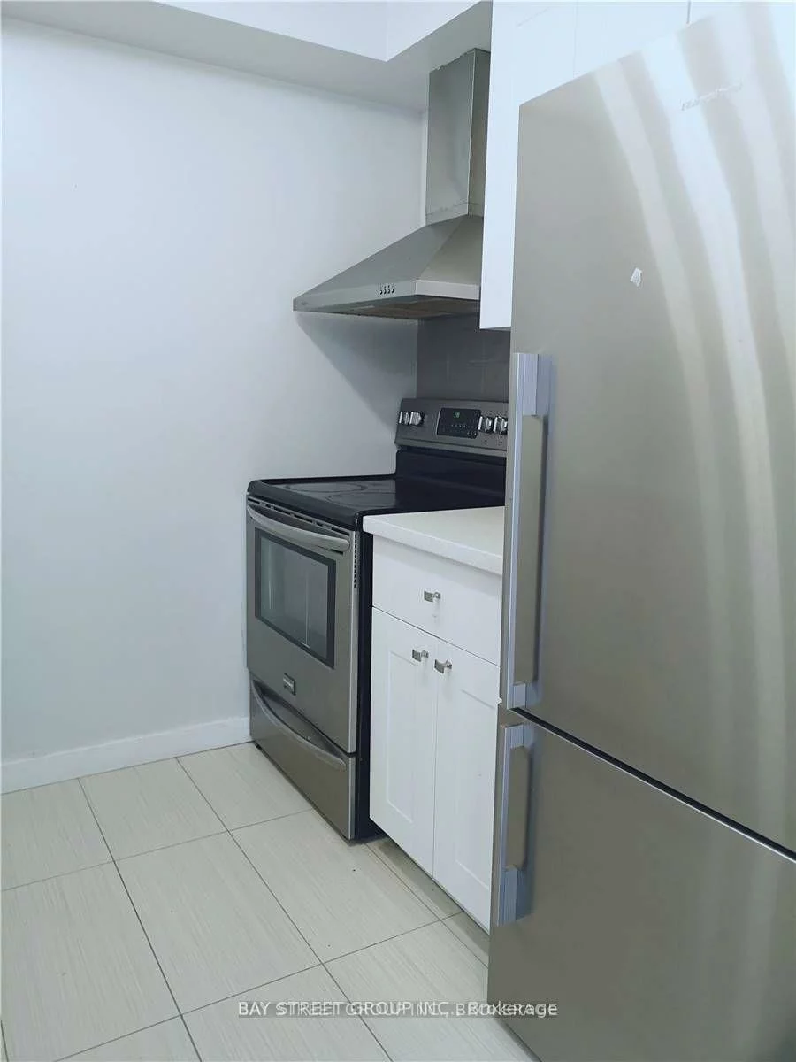 117, Gerrard, Church-Yonge Corridor, Toronto