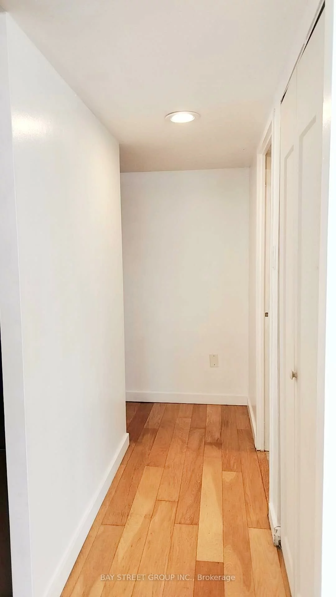 117, Gerrard, Church-Yonge Corridor, Toronto