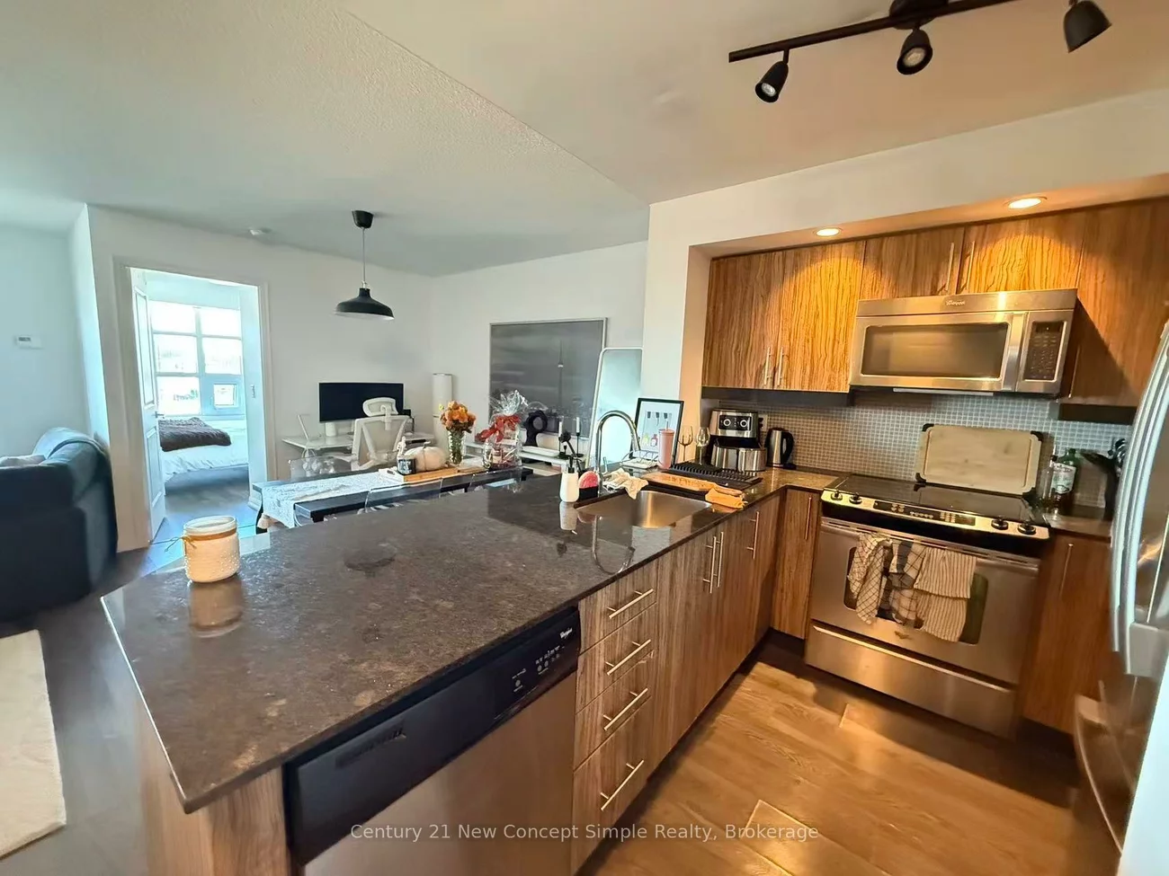 85, East Liberty, Niagara, Toronto