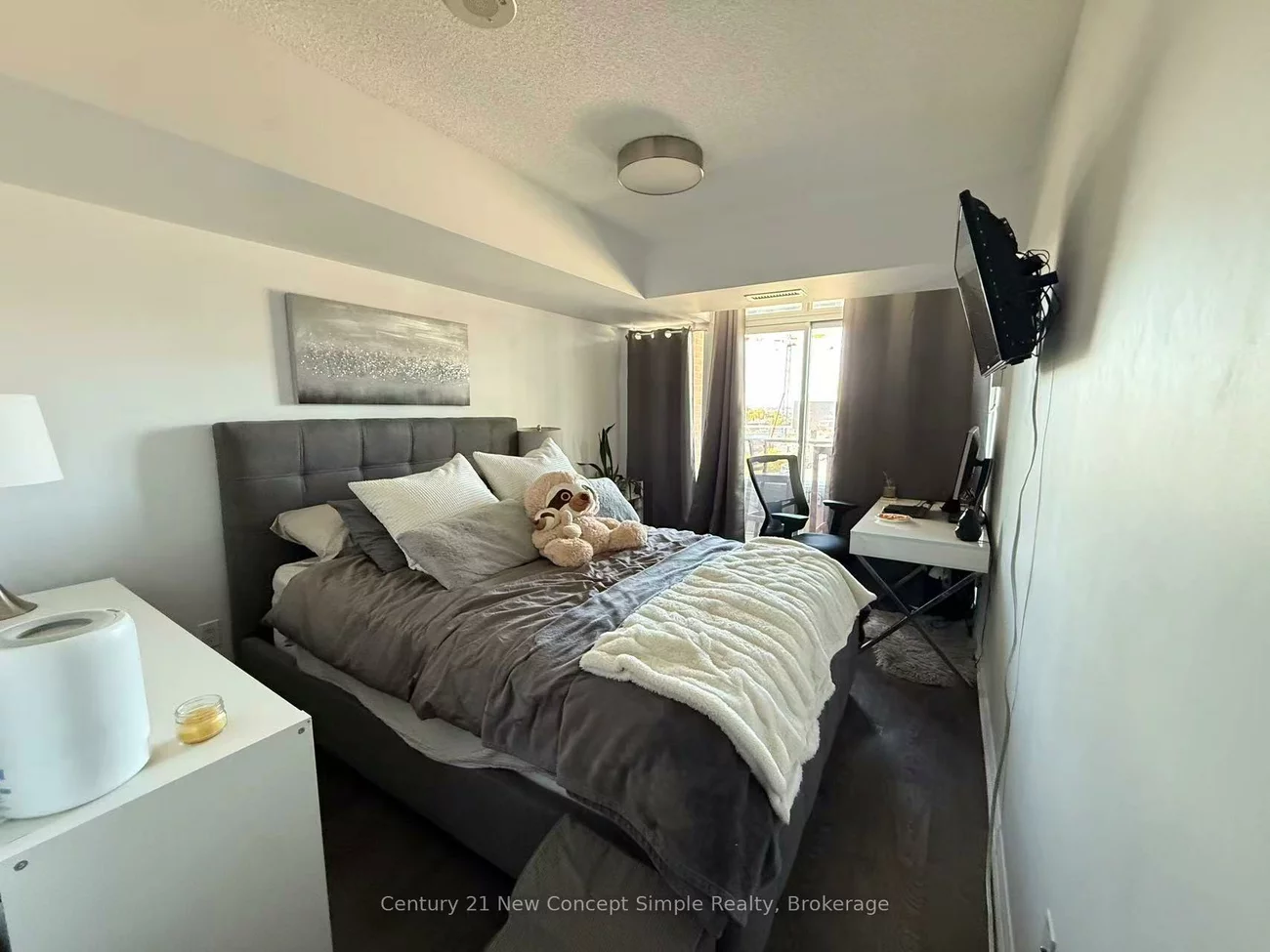 85, East Liberty, Niagara, Toronto