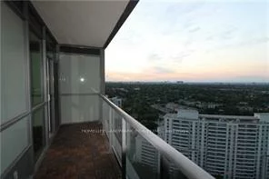 5168, Yonge, Willowdale West, Toronto