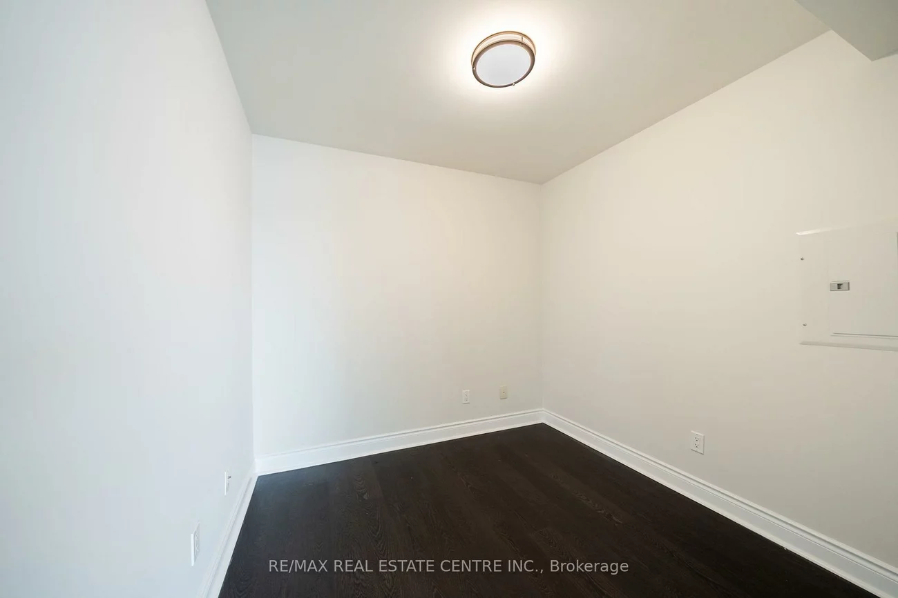 100, Western Battery, Niagara, Toronto