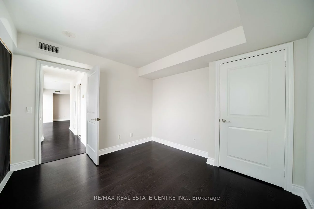 100, Western Battery, Niagara, Toronto