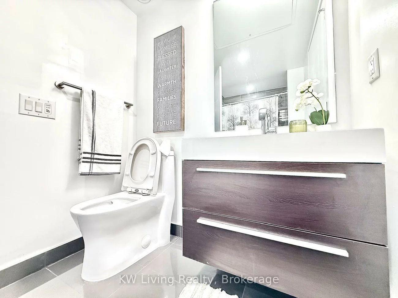 39, Roehampton, Mount Pleasant West, Toronto