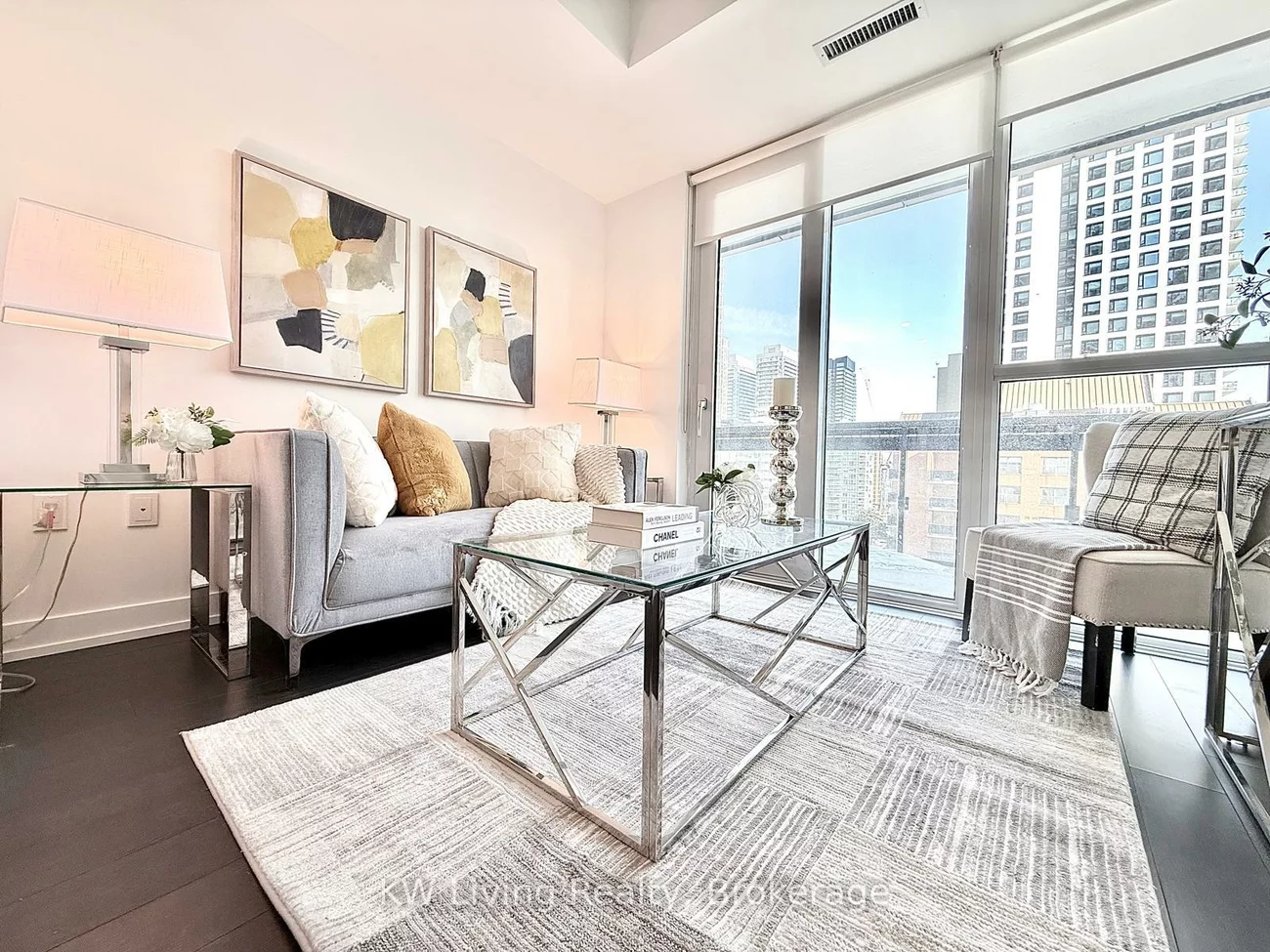 39, Roehampton, Mount Pleasant West, Toronto