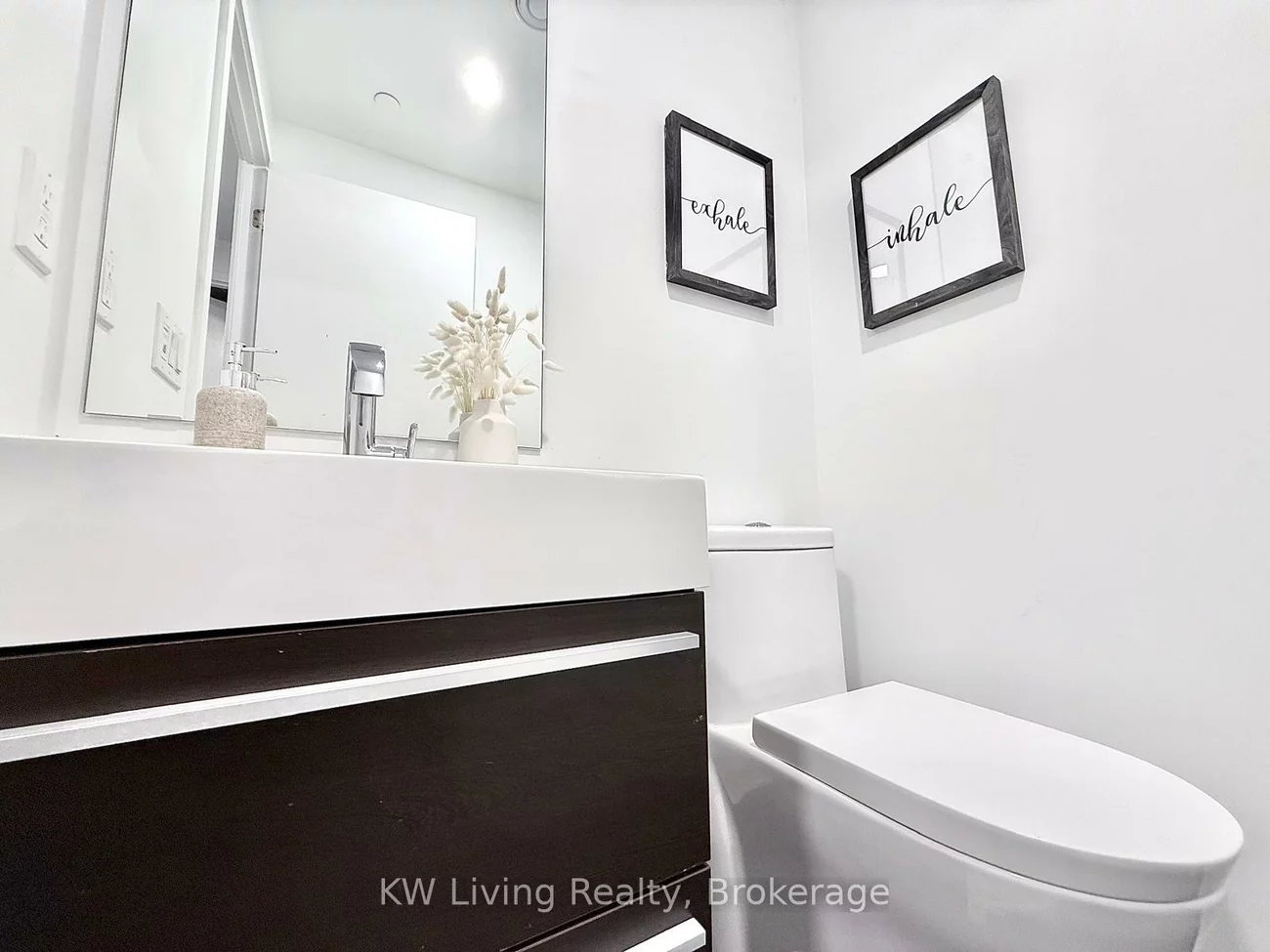 39, Roehampton, Mount Pleasant West, Toronto