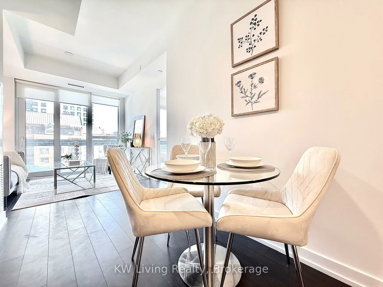 39, Roehampton, Mount Pleasant West, Toronto