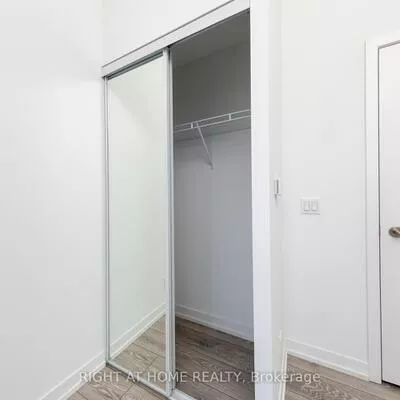 55, Mercer, Waterfront Communities C1, Toronto