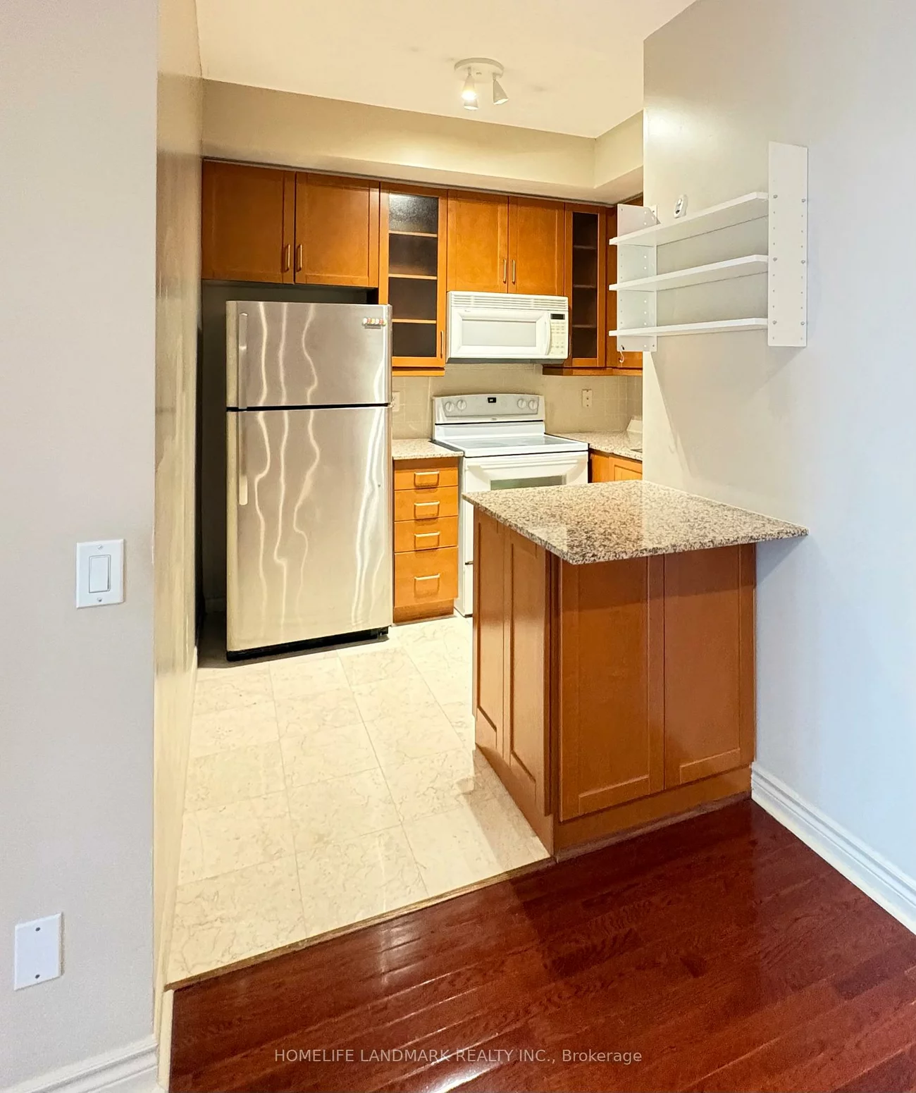 60, Byng, Willowdale East, Toronto