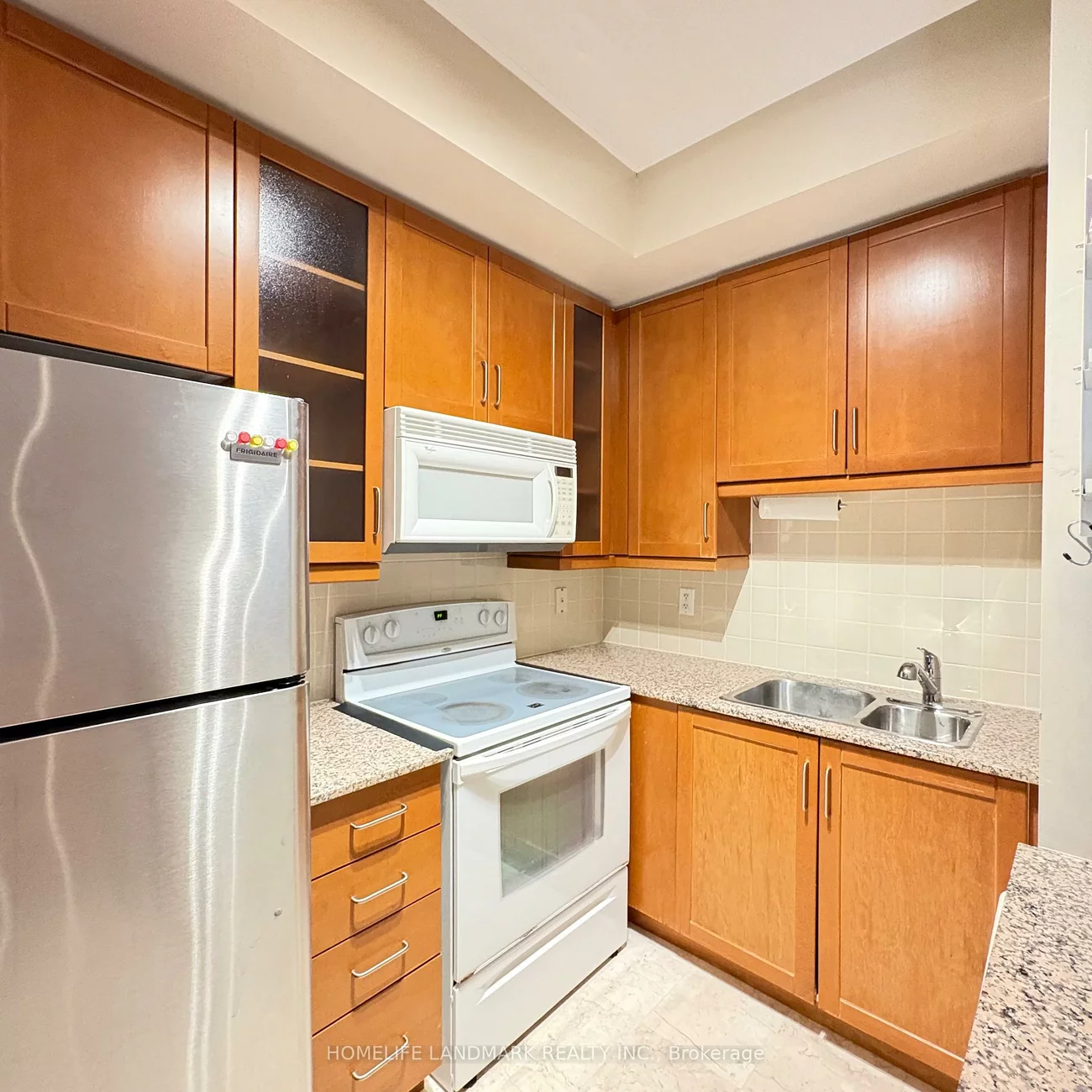 60, Byng, Willowdale East, Toronto