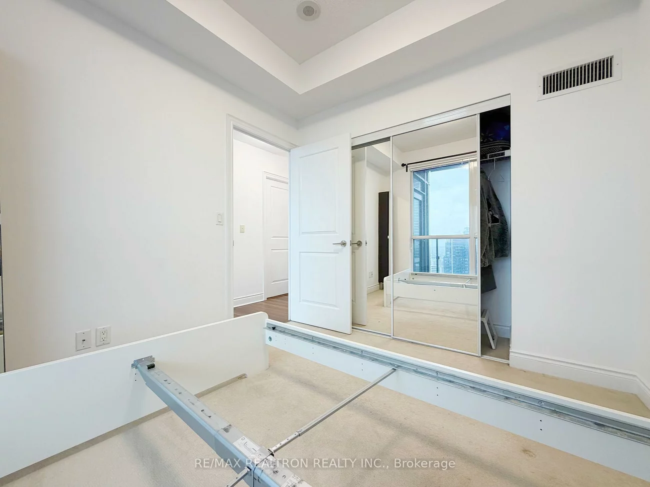 28, Ted Rogers, Church-Yonge Corridor, Toronto