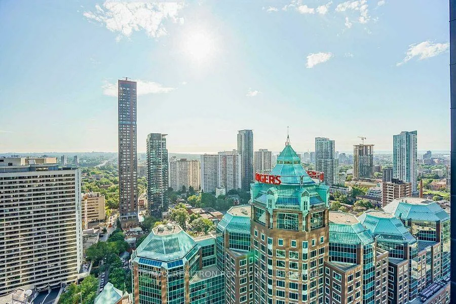 28, Ted Rogers, Church-Yonge Corridor, Toronto