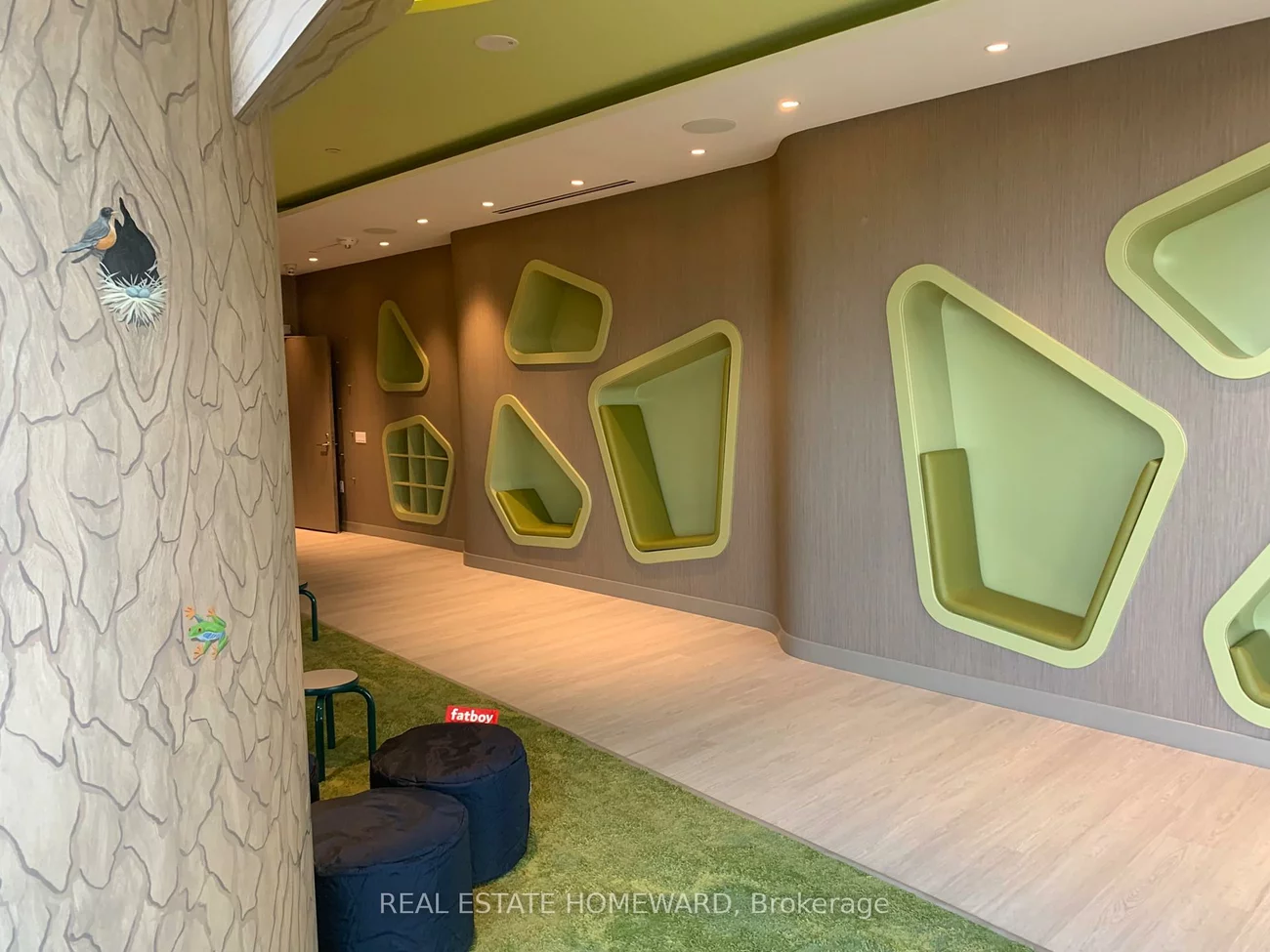 585, BLOOR, North St. James Town, Toronto