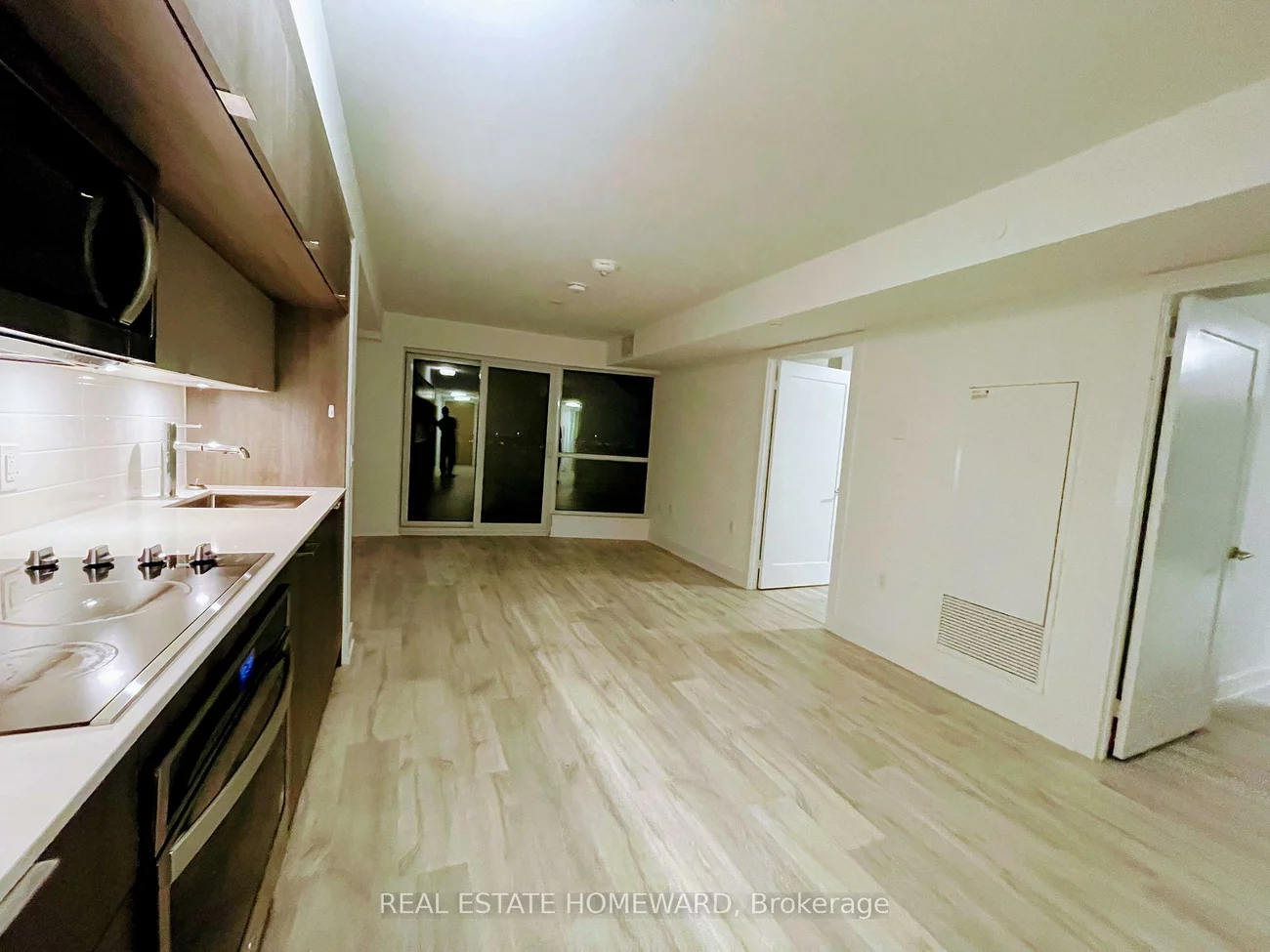 585, BLOOR, North St. James Town, Toronto