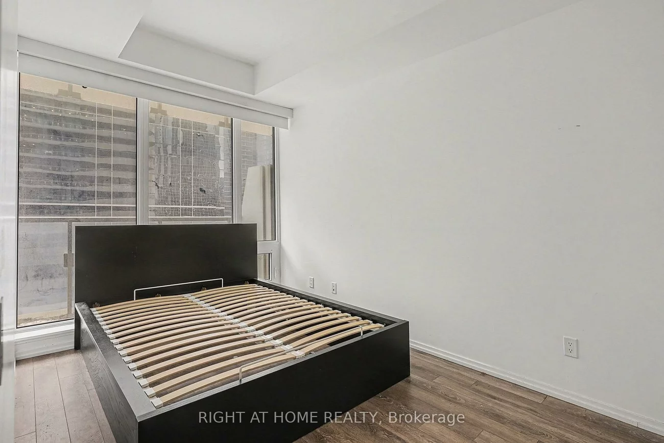 197, Yonge, Church-Yonge Corridor, Toronto