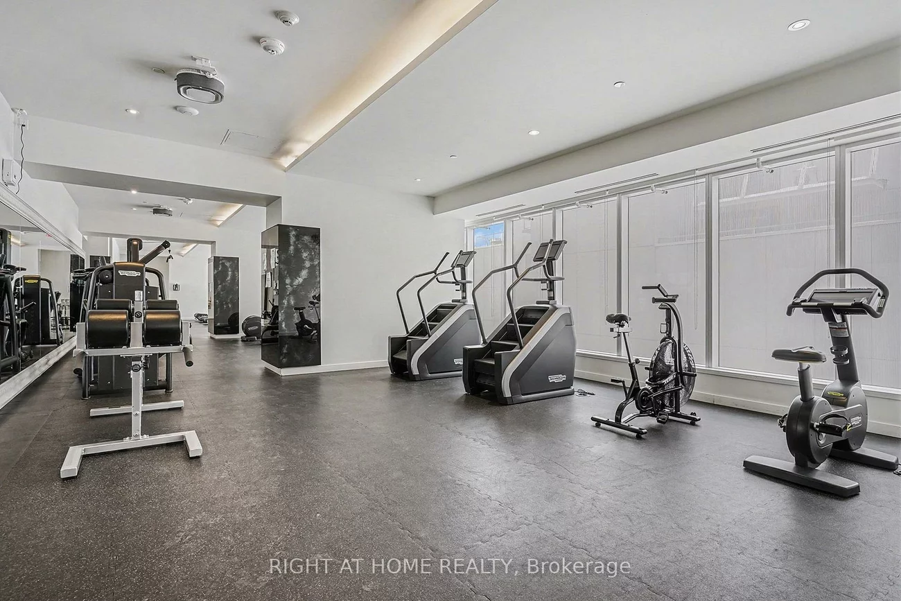 197, Yonge, Church-Yonge Corridor, Toronto