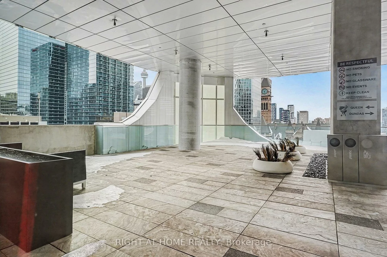 197, Yonge, Church-Yonge Corridor, Toronto