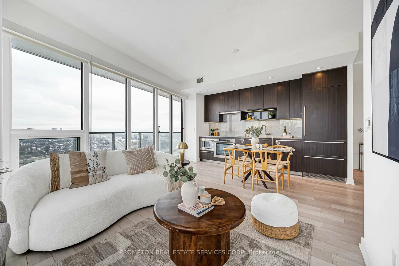 117, Mcmahon, Bayview Village, Toronto