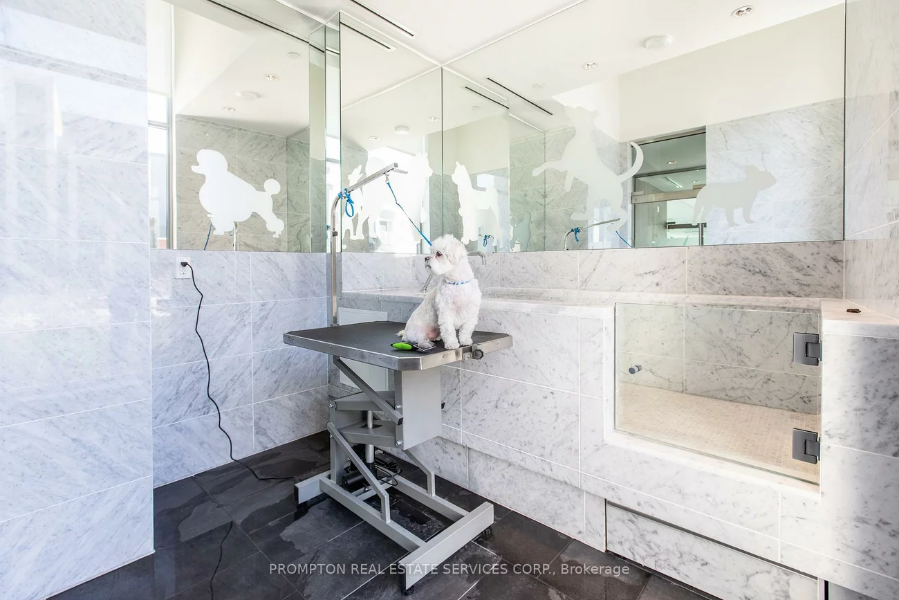 117, Mcmahon, Bayview Village, Toronto