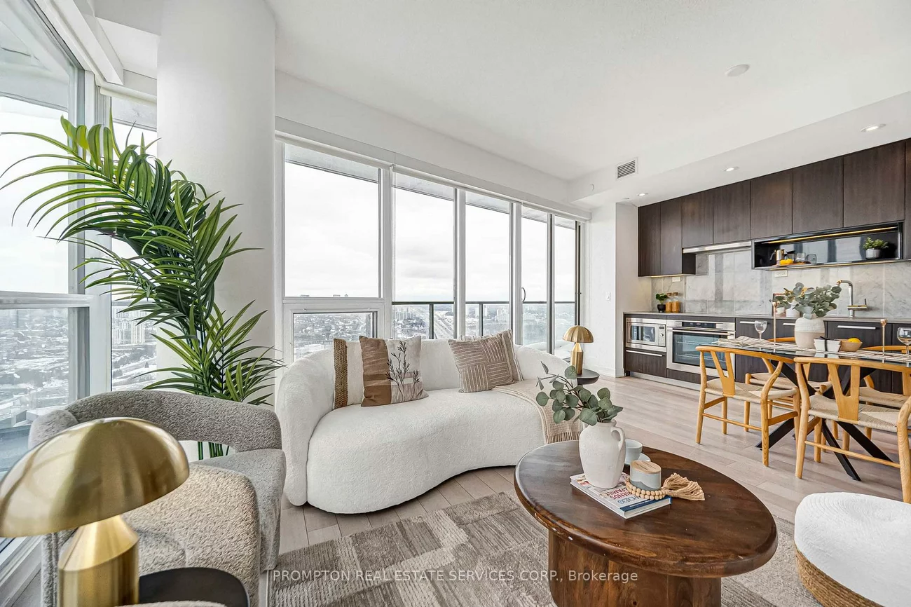 117, Mcmahon, Bayview Village, Toronto