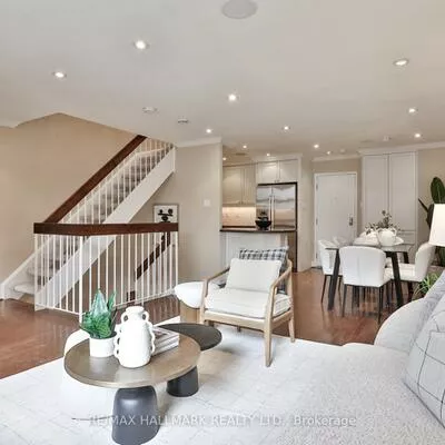 142, Pears, Annex, Toronto