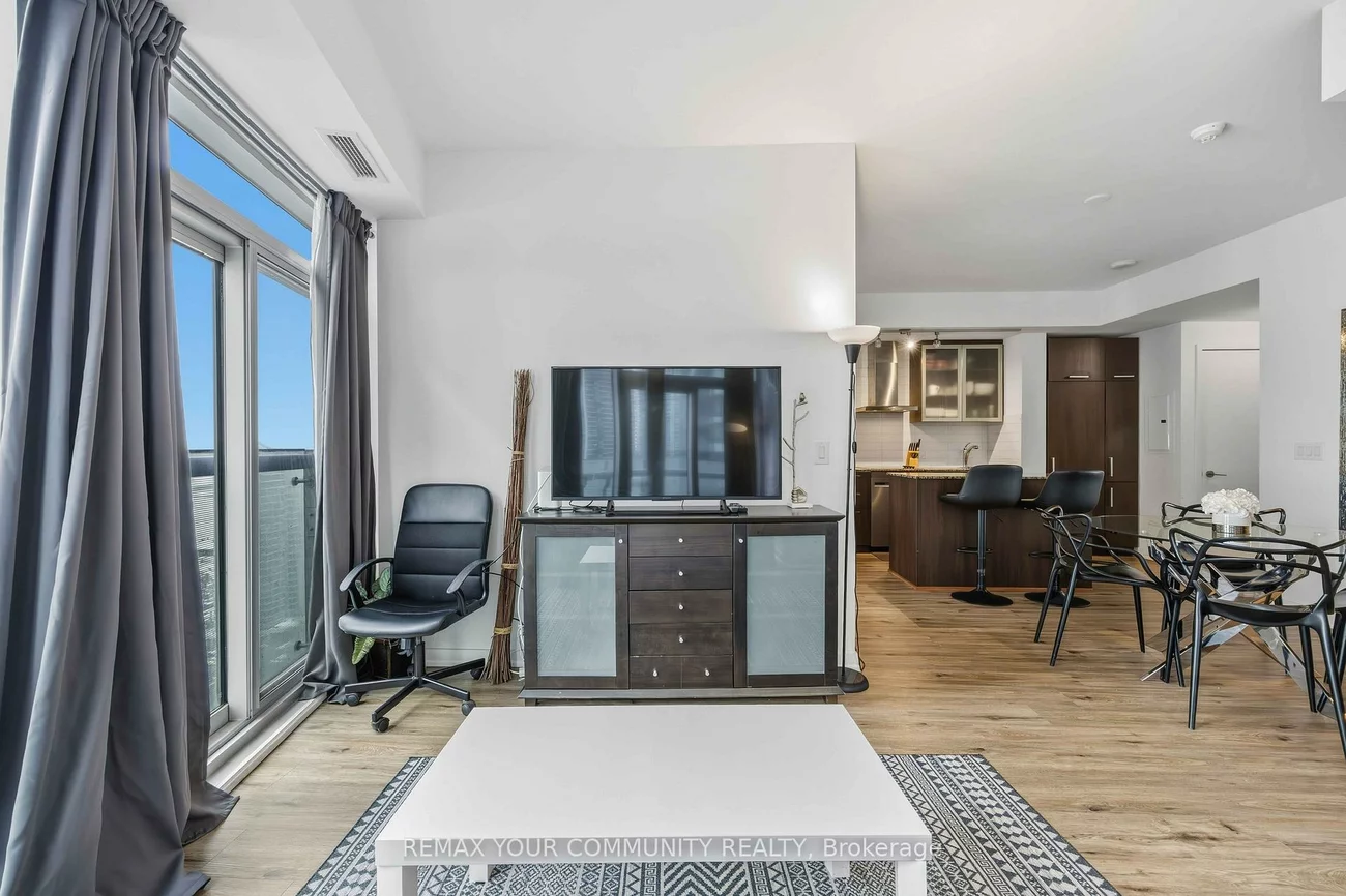 14, York, Waterfront Communities C1, Toronto