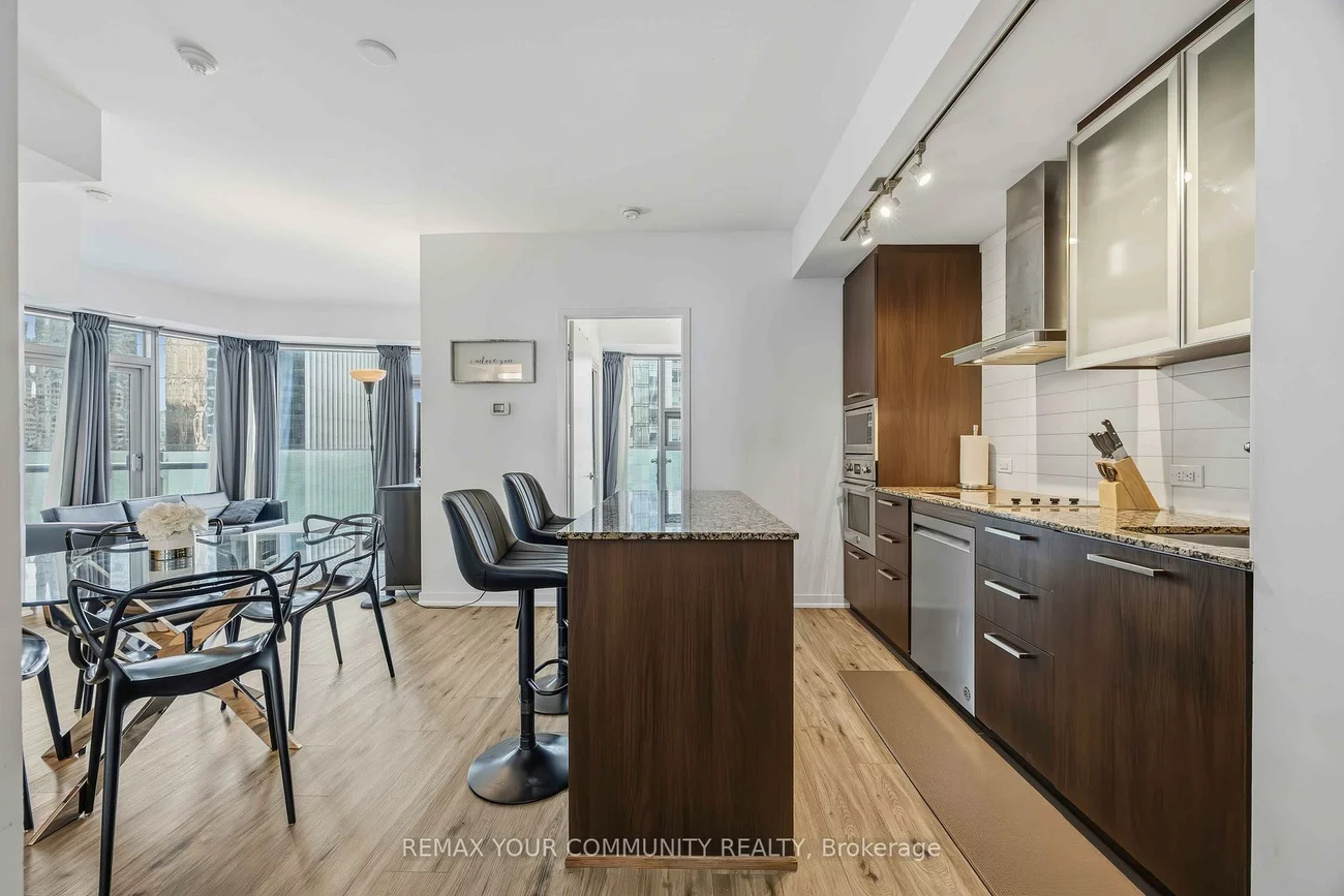 14, York, Waterfront Communities C1, Toronto
