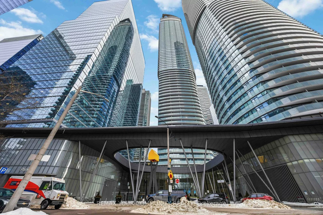 14, York, Waterfront Communities C1, Toronto