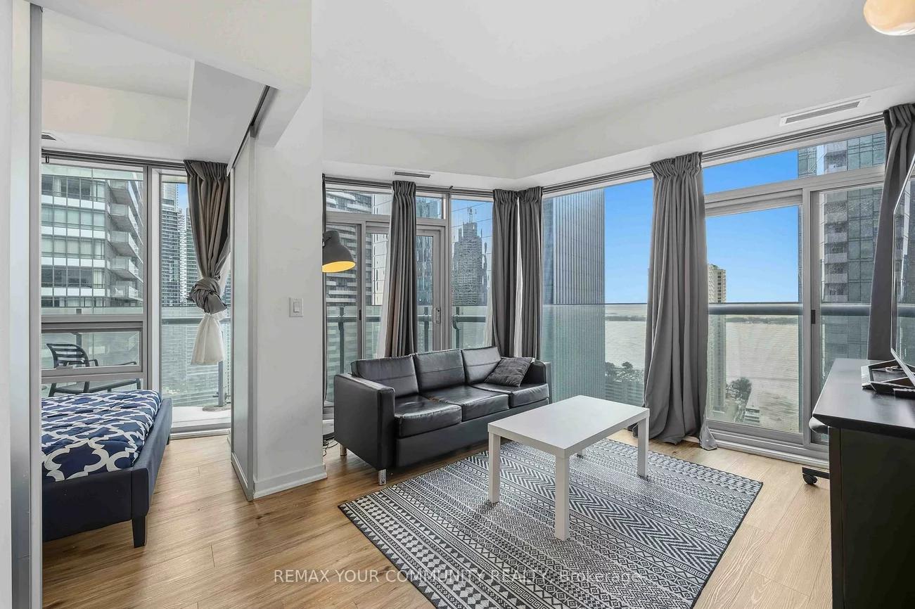 14, York, Waterfront Communities C1, Toronto