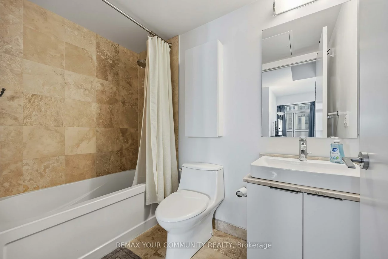 14, York, Waterfront Communities C1, Toronto
