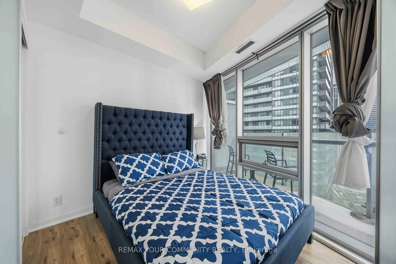 14, York, Waterfront Communities C1, Toronto