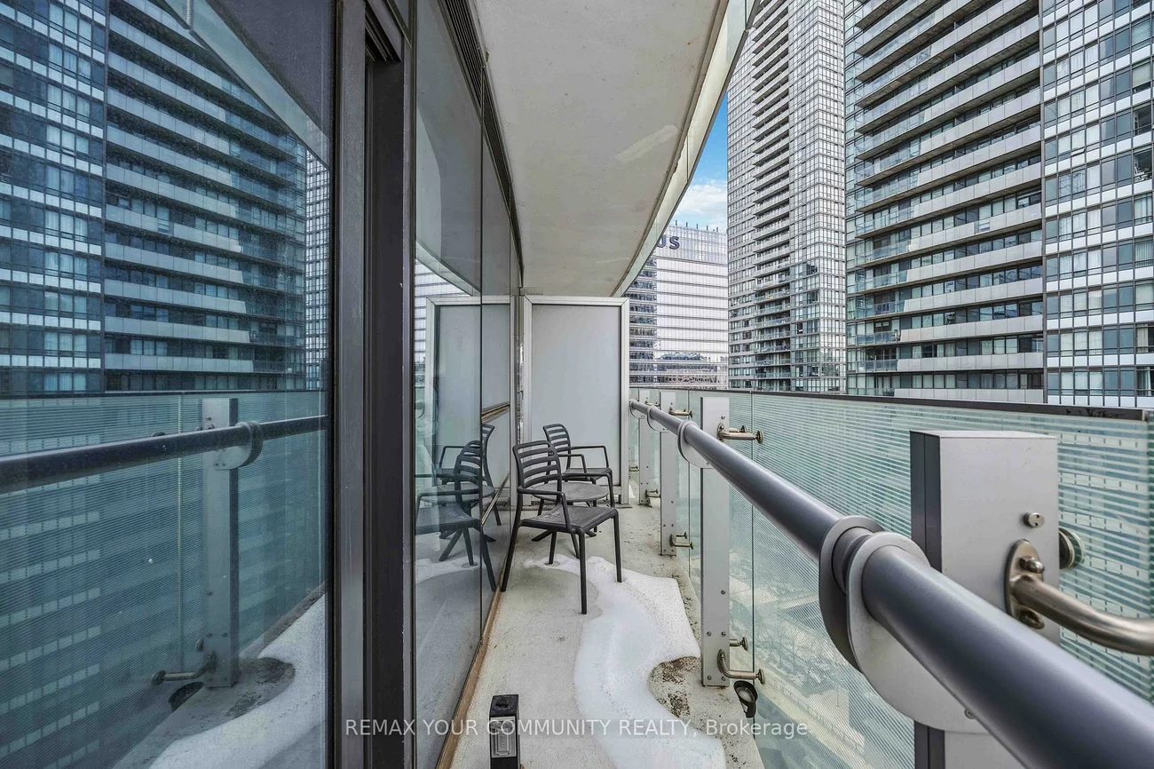 14, York, Waterfront Communities C1, Toronto