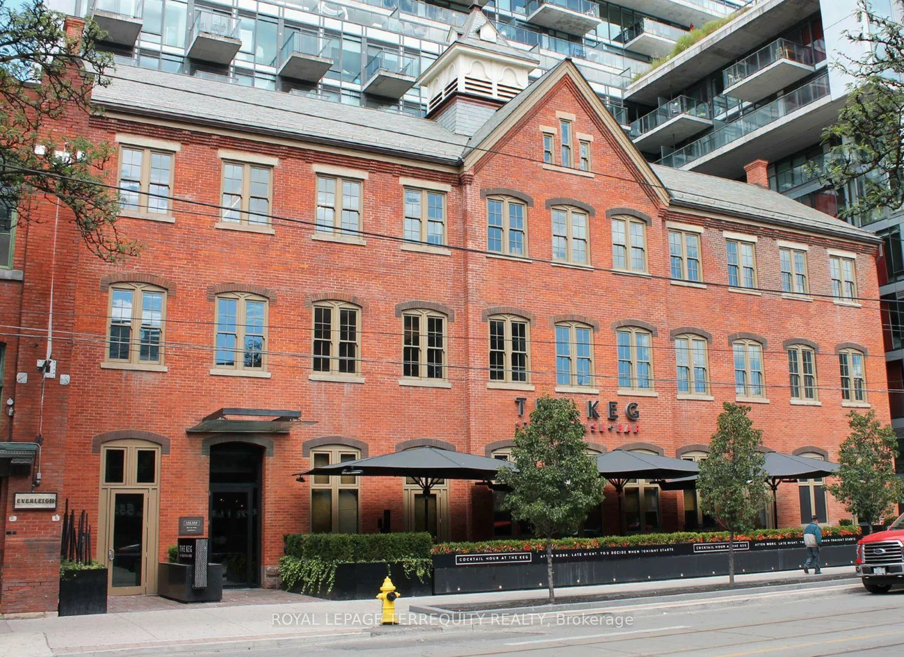 560, King, Waterfront Communities C1, Toronto