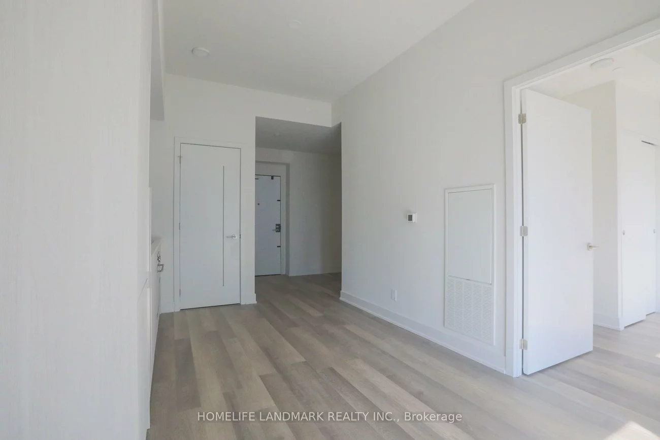 8, Cumberland, Annex, Toronto