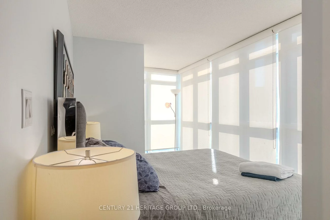 151, Dan Leckie, Waterfront Communities C1, Toronto
