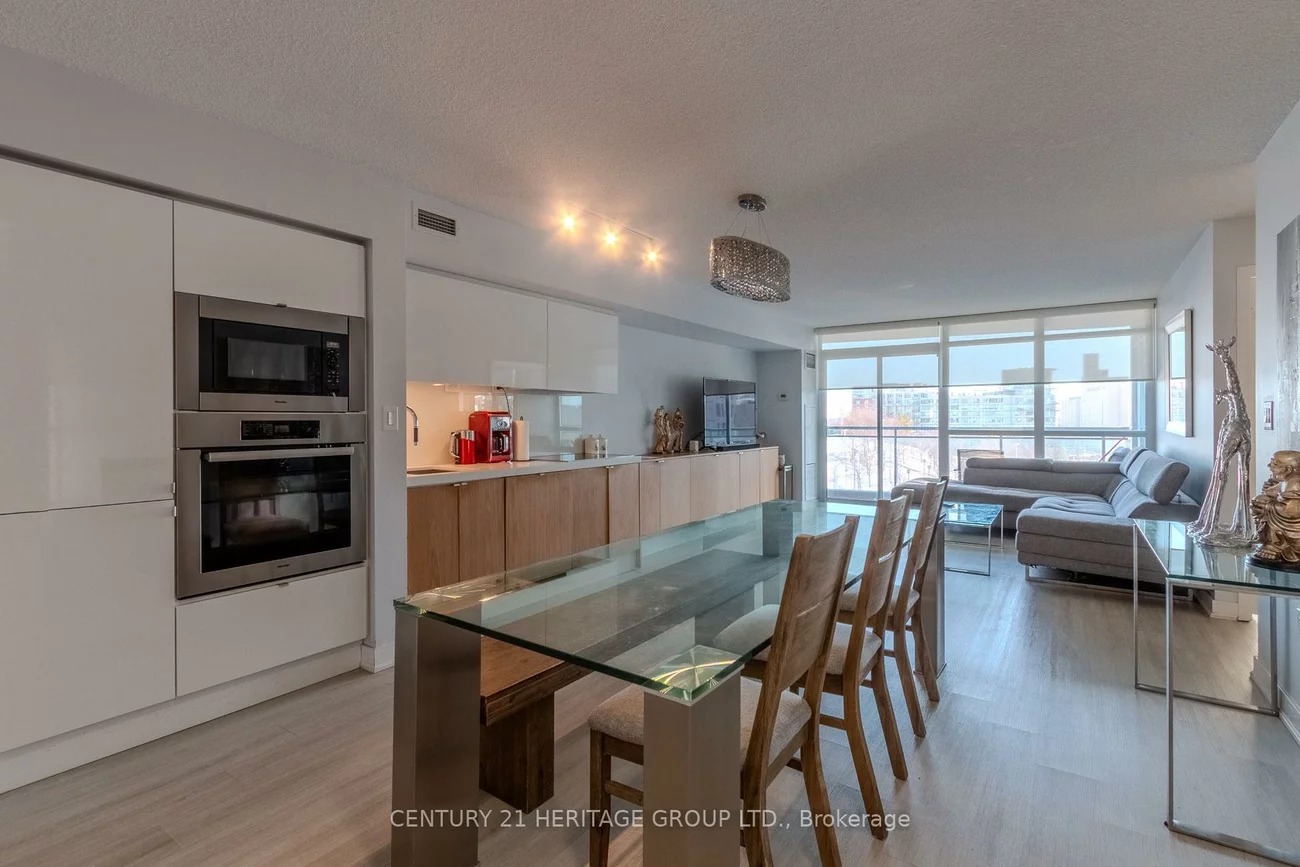 151, Dan Leckie, Waterfront Communities C1, Toronto